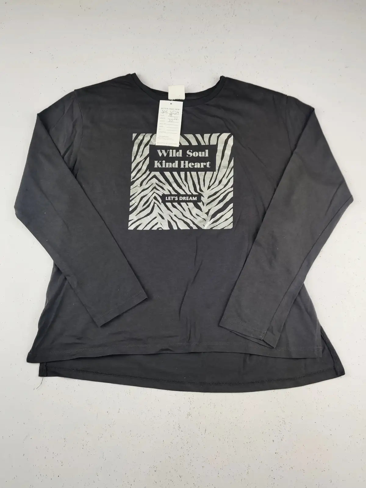 Buy online pre-used pre-loved 100% authentic & Original branded Zara (SGT-4524) available in Pakistan. Top international brands avilable.
