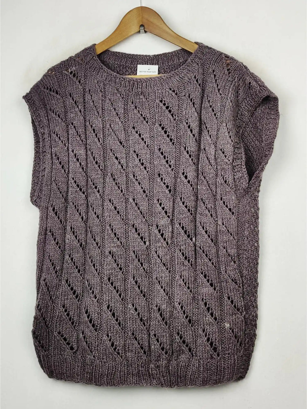 Buy online pre-used pre-loved 100% authentic & Original branded Unknown Brand (SL-1028) available in Pakistan. Top international brands avilable.