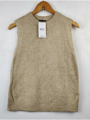 Buy online pre-used pre-loved 100% authentic & Original branded Papaya (SL-1099) available in Pakistan. Top international brands avilable.