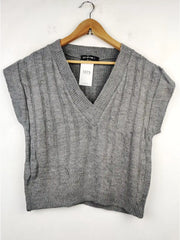 Buy online pre-used pre-loved 100% authentic & Original branded Pretty Little Thing (SL-1277) available in Pakistan. Top international brands avilable.
