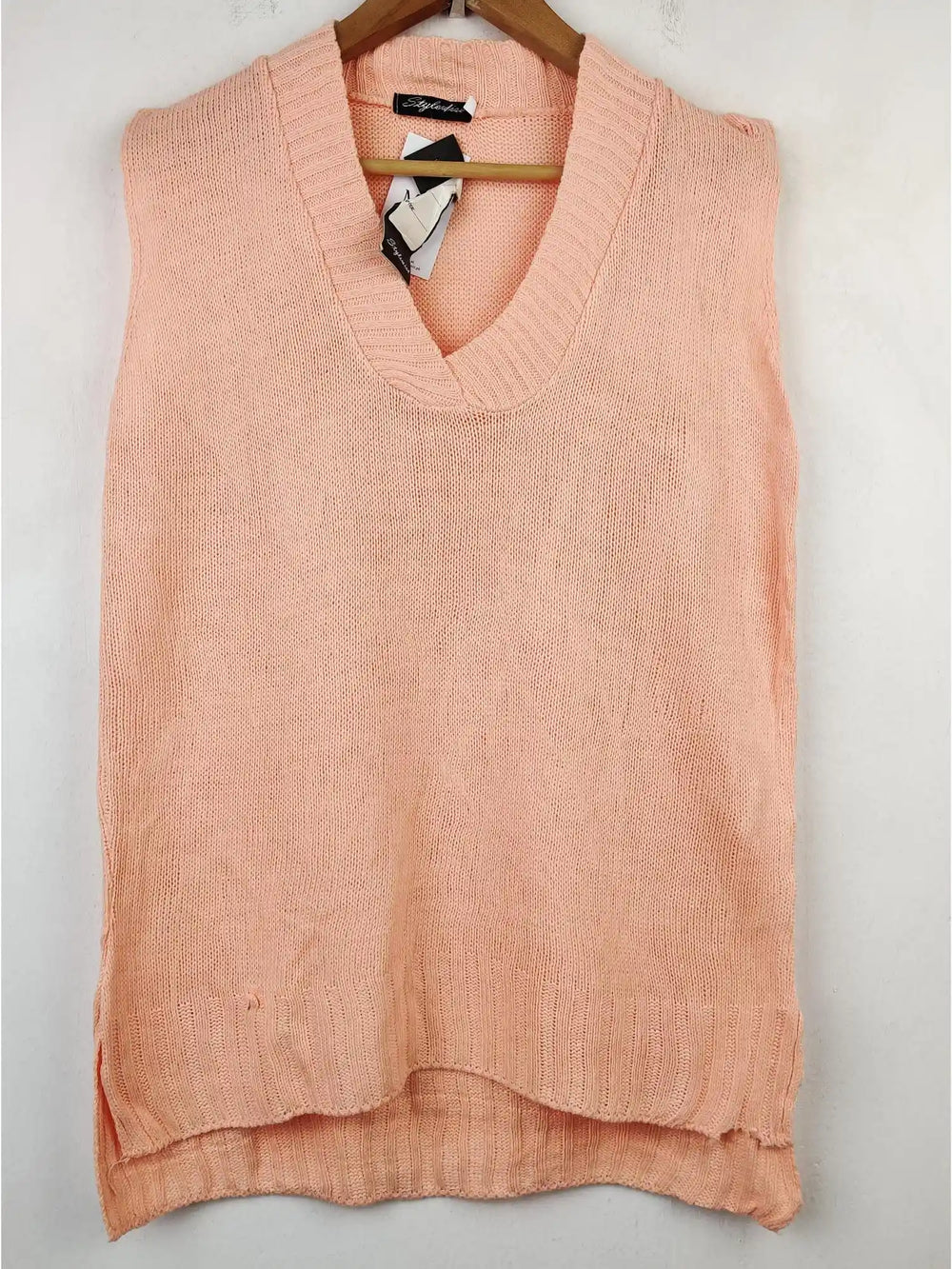 Buy online pre-used pre-loved 100% authentic & Original branded Stylewise (SL-1394) available in Pakistan. Top international brands avilable.