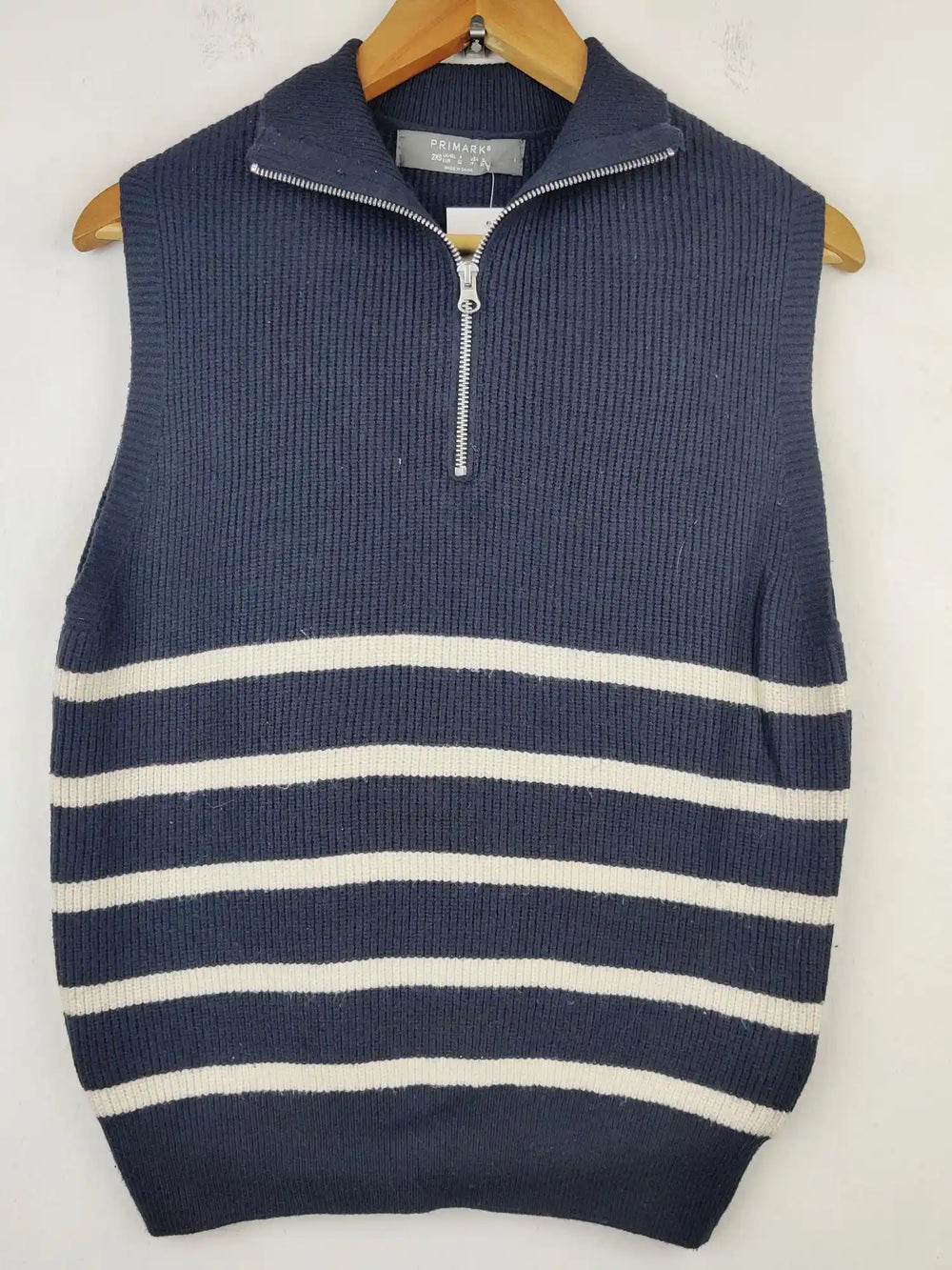 Buy online pre-used pre-loved 100% authentic & Original branded Primark (SL-1442) available in Pakistan. Top international brands avilable.
