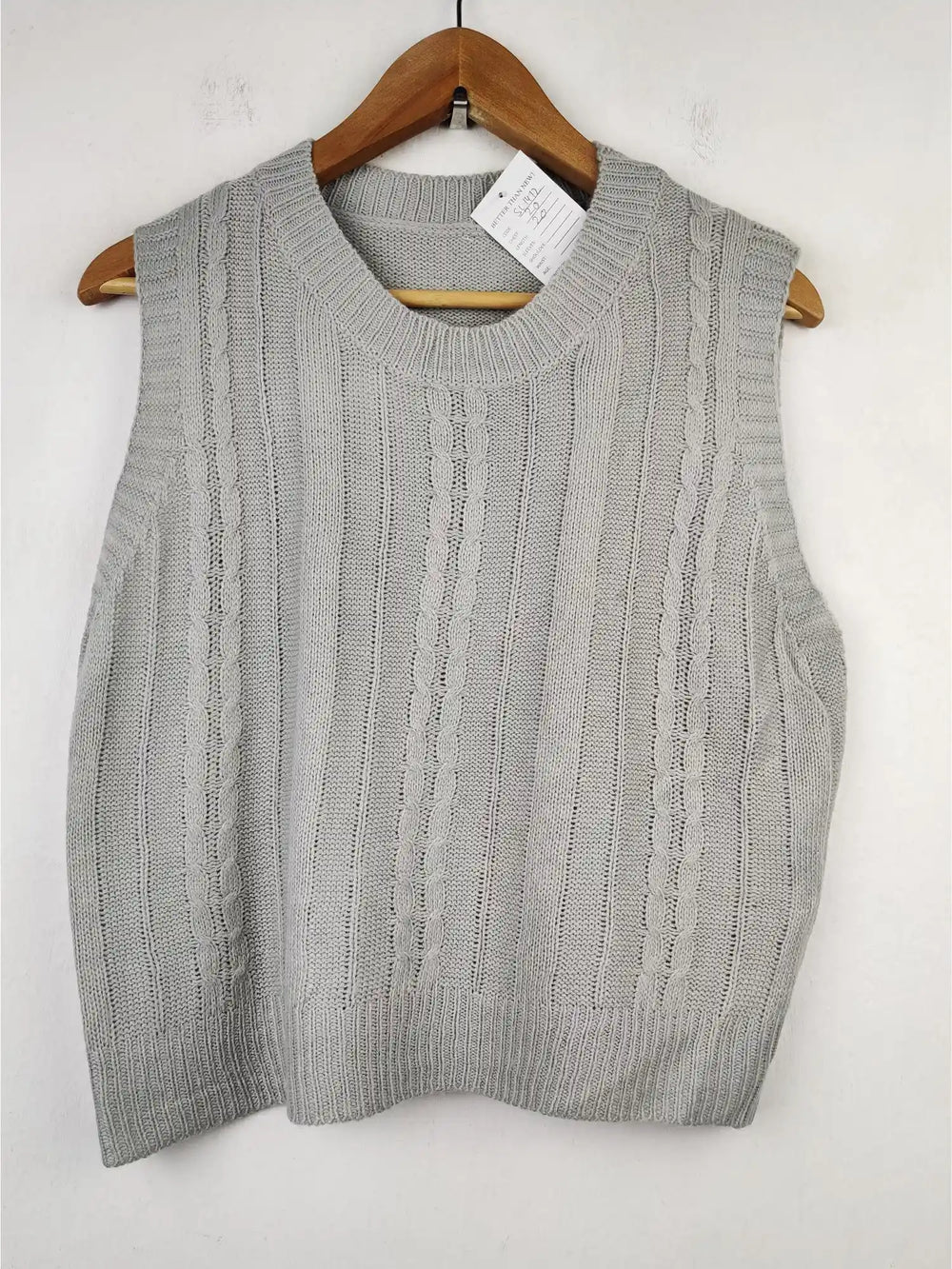 Buy online pre-used pre-loved 100% authentic & Original branded Shein (SL-1472) available in Pakistan. Top international brands avilable.