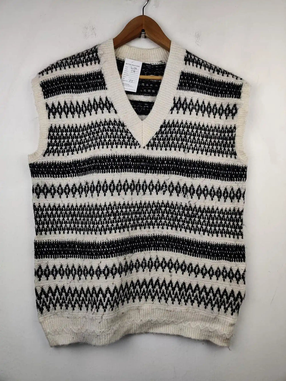 Buy online pre-used pre-loved 100% authentic & Original branded Marks & Spencer (SL-1498) available in Pakistan. Top international brands avilable.