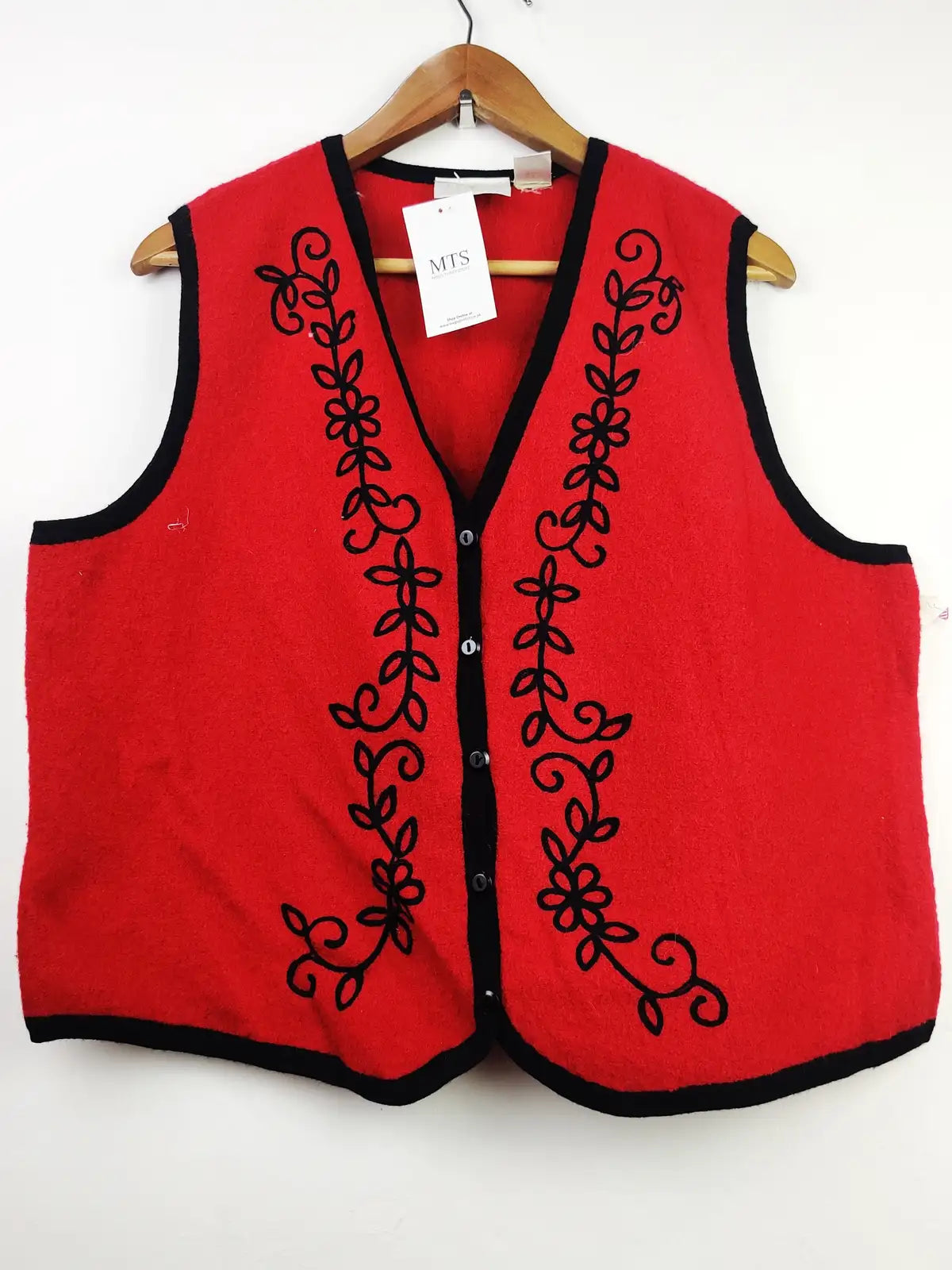 Buy online pre-used pre-loved 100% authentic & Original branded First Issue (SL-1658) available in Pakistan. Top international brands avilable.