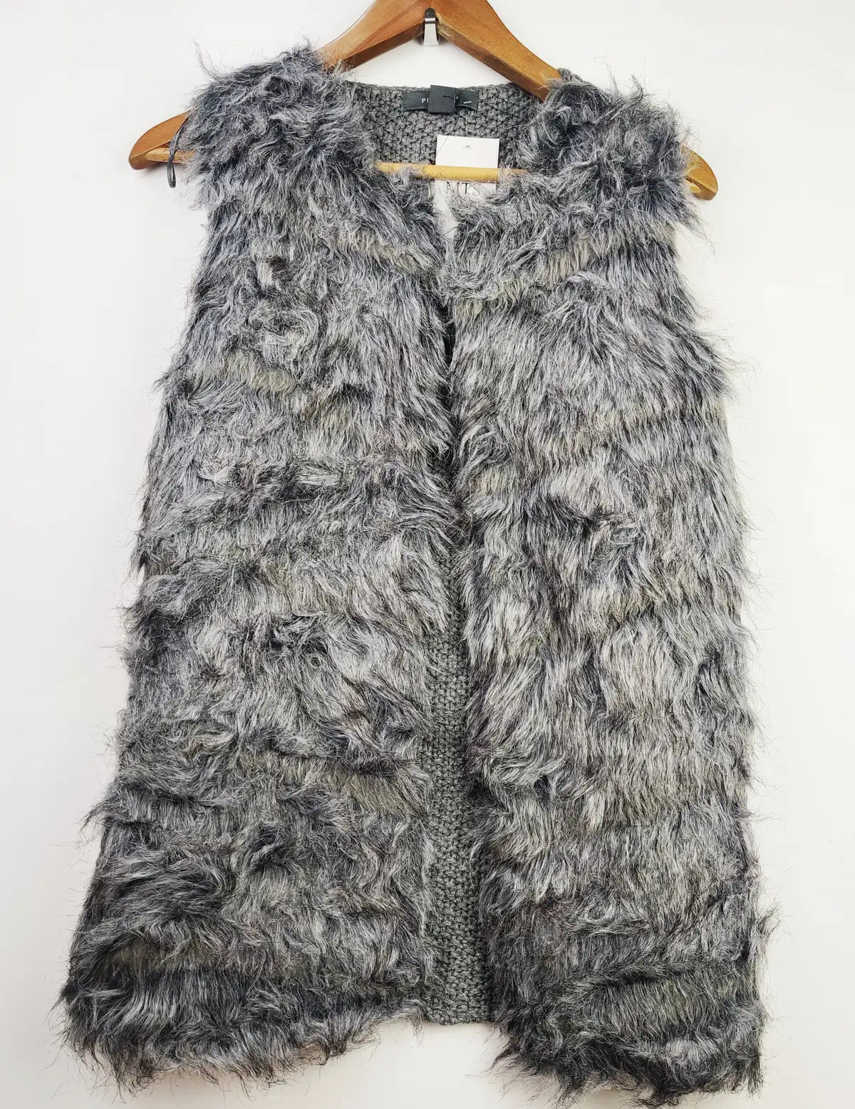 Buy online pre-used pre-loved 100% authentic & Original branded Primark (SL-1663) available in Pakistan. Top international brands avilable.