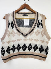 Buy online pre-used pre-loved 100% authentic & Original branded Shein (SL-1689) available in Pakistan. Top international brands avilable.