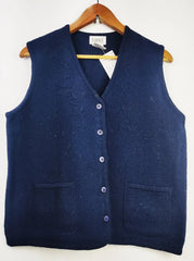Buy online pre-used pre-loved 100% authentic & Original branded Tabi International (SL-1712) available in Pakistan. Top international brands avilable.