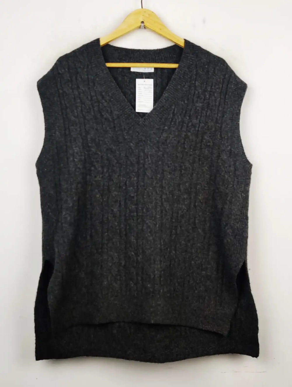 Buy online pre-used pre-loved 100% authentic & Original branded Primark (SL-1732) available in Pakistan. Top international brands avilable.