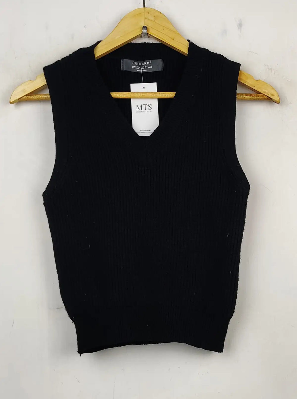 Buy online pre-used pre-loved 100% authentic & Original branded Primark (SL-1760) available in Pakistan. Top international brands avilable.