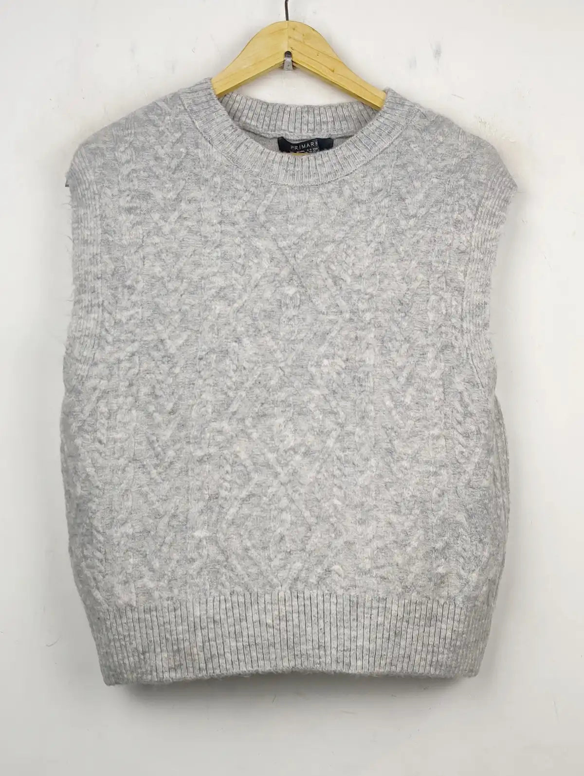 Buy online pre-used pre-loved 100% authentic & Original branded Primark (SL-1767) available in Pakistan. Top international brands avilable.
