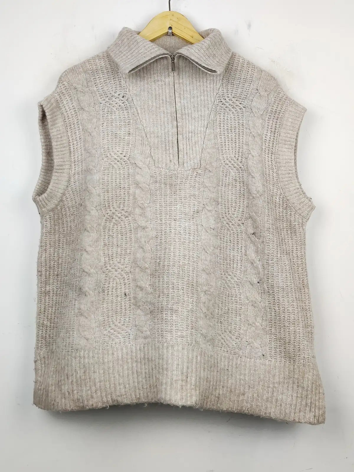 Buy online pre-used pre-loved 100% authentic & Original branded Dunnes Stores (SL-1779) available in Pakistan. Top international brands avilable.