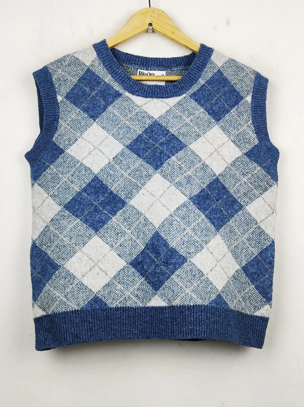 Buy online pre-used pre-loved 100% authentic & Original branded Primark (SL-1786) available in Pakistan. Top international brands avilable.