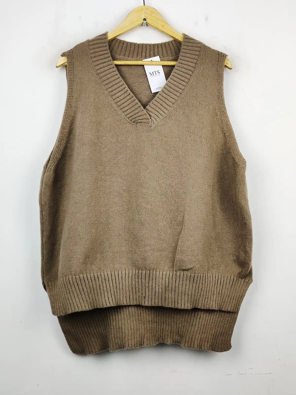 Buy online pre-used pre-loved 100% authentic & Original branded Shein (SL-1792) available in Pakistan. Top international brands avilable.