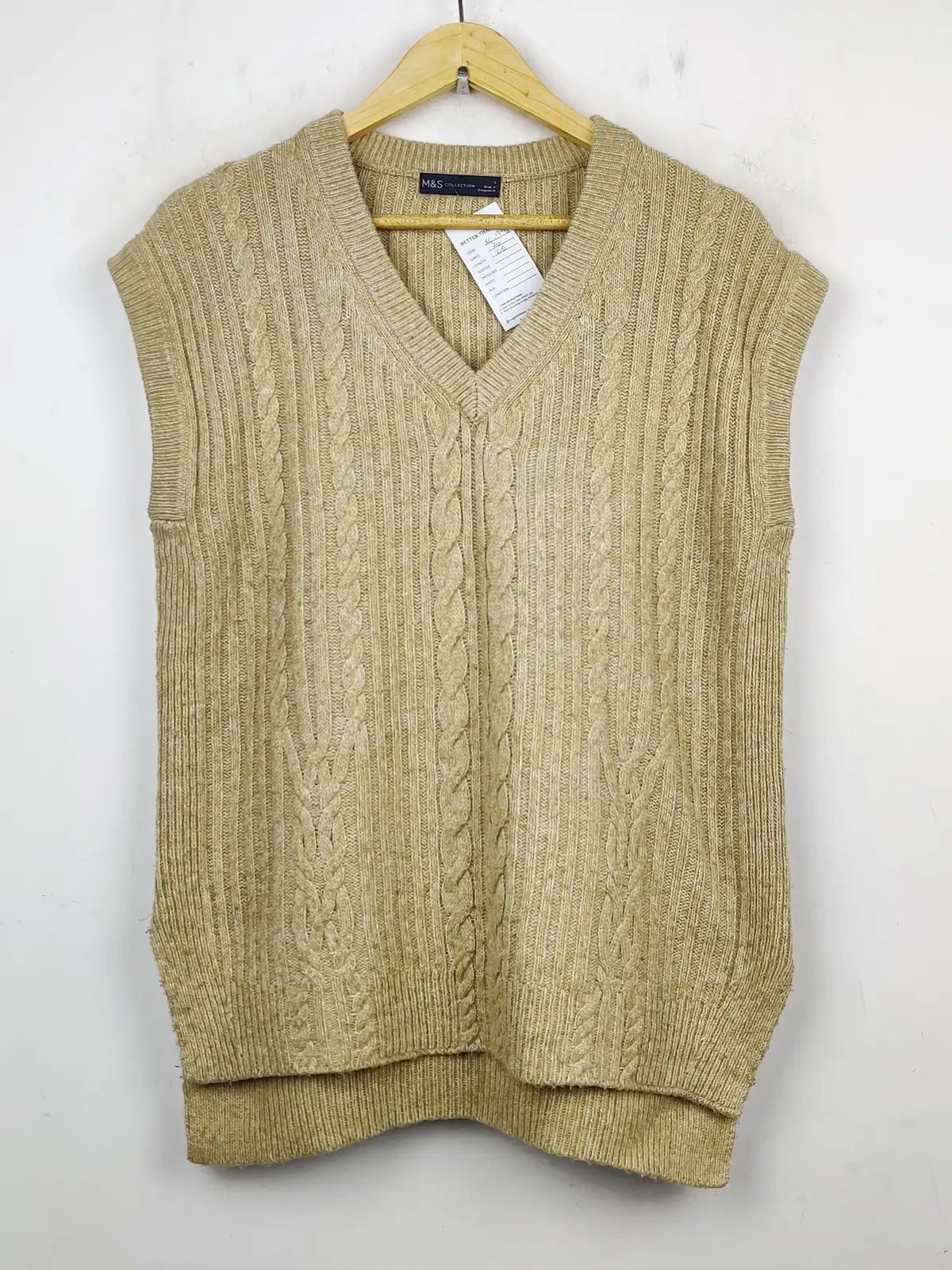 Buy online pre-used pre-loved 100% authentic & Original branded Marks & Spencer (SL-1798) available in Pakistan. Top international brands avilable.