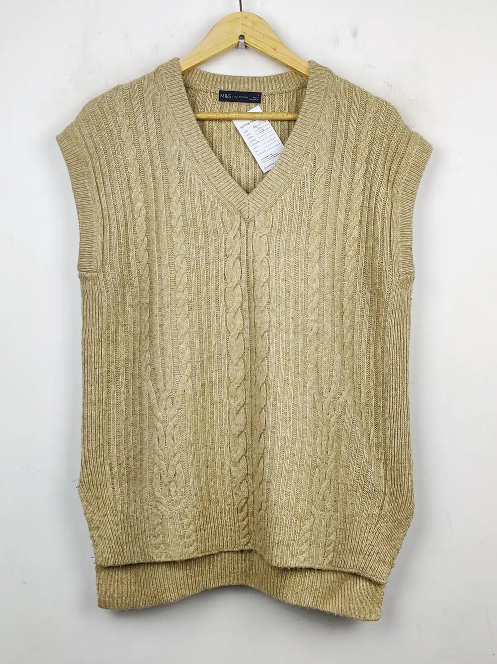 Buy online pre-used pre-loved 100% authentic & Original branded Marks & Spencer (SL-1798) available in Pakistan. Top international brands avilable.