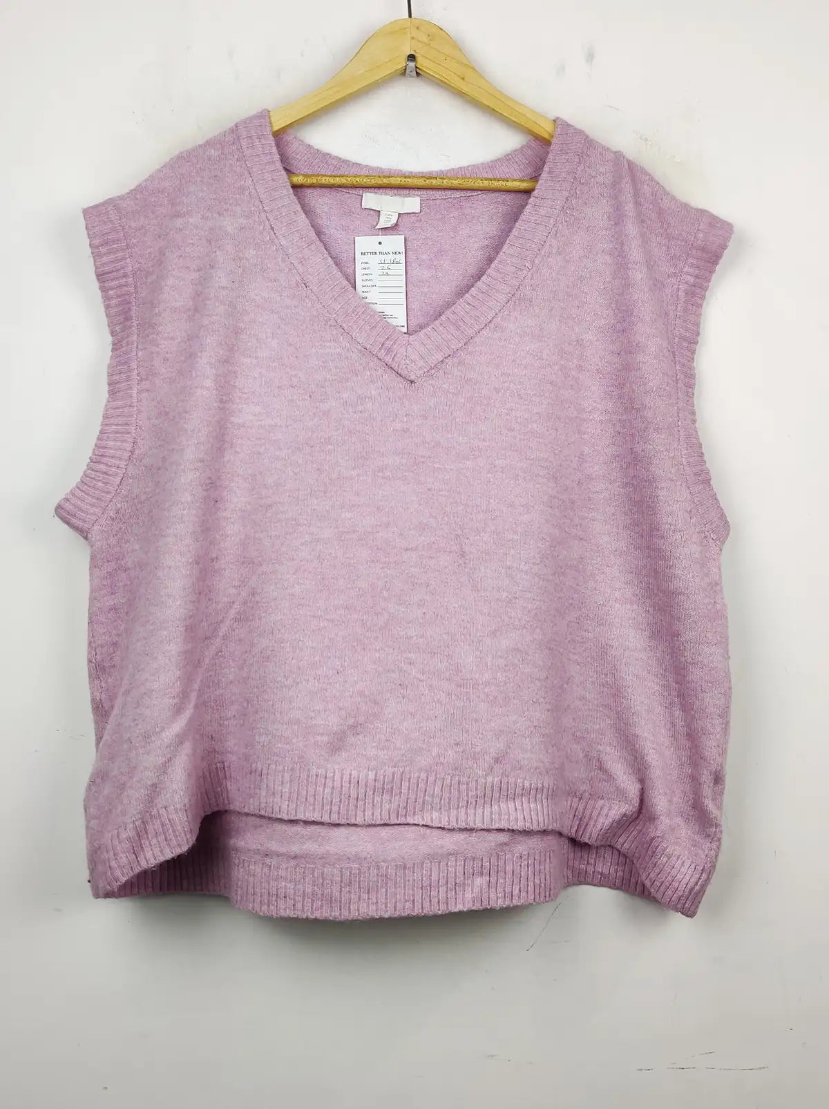 Buy online pre-used pre-loved 100% authentic & Original branded H&M (SL-1806) available in Pakistan. Top international brands avilable.