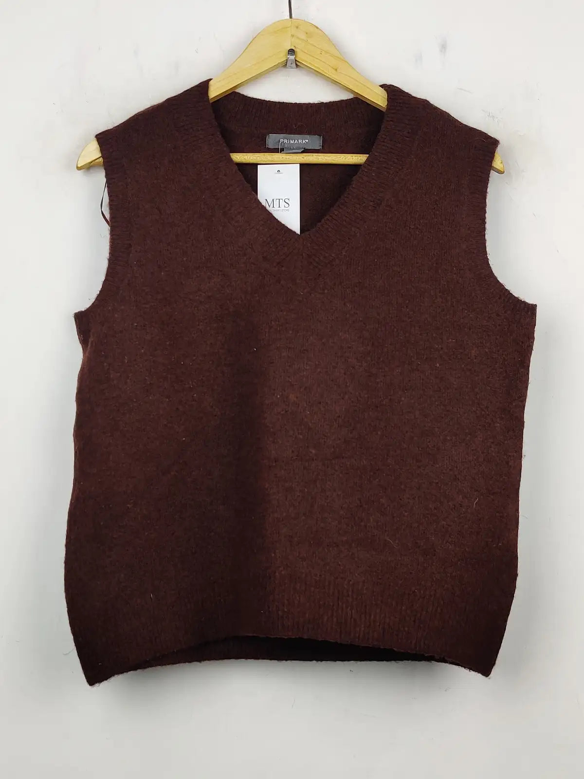 Buy online pre-used pre-loved 100% authentic & Original branded Primark (SL-1808) available in Pakistan. Top international brands avilable.