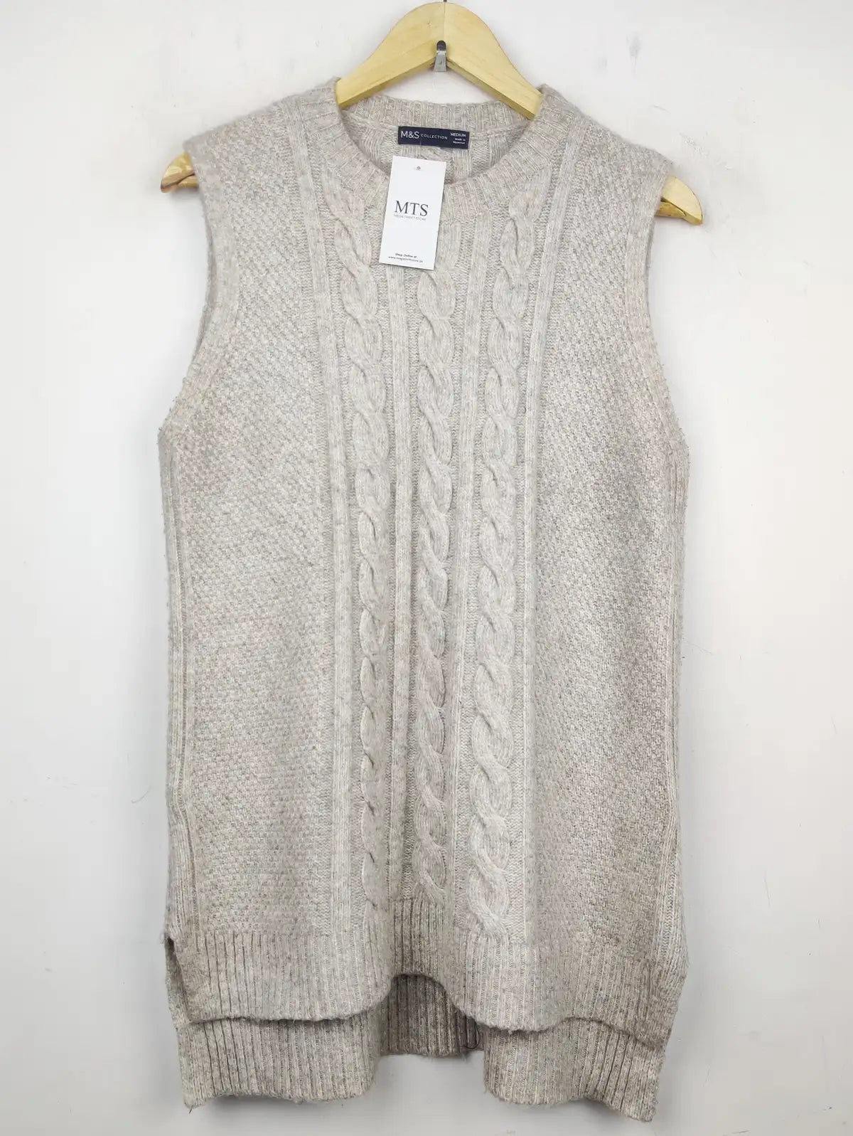 Buy online pre-used pre-loved 100% authentic & Original branded Marks & Spencer (SL-1812) available in Pakistan. Top international brands avilable.