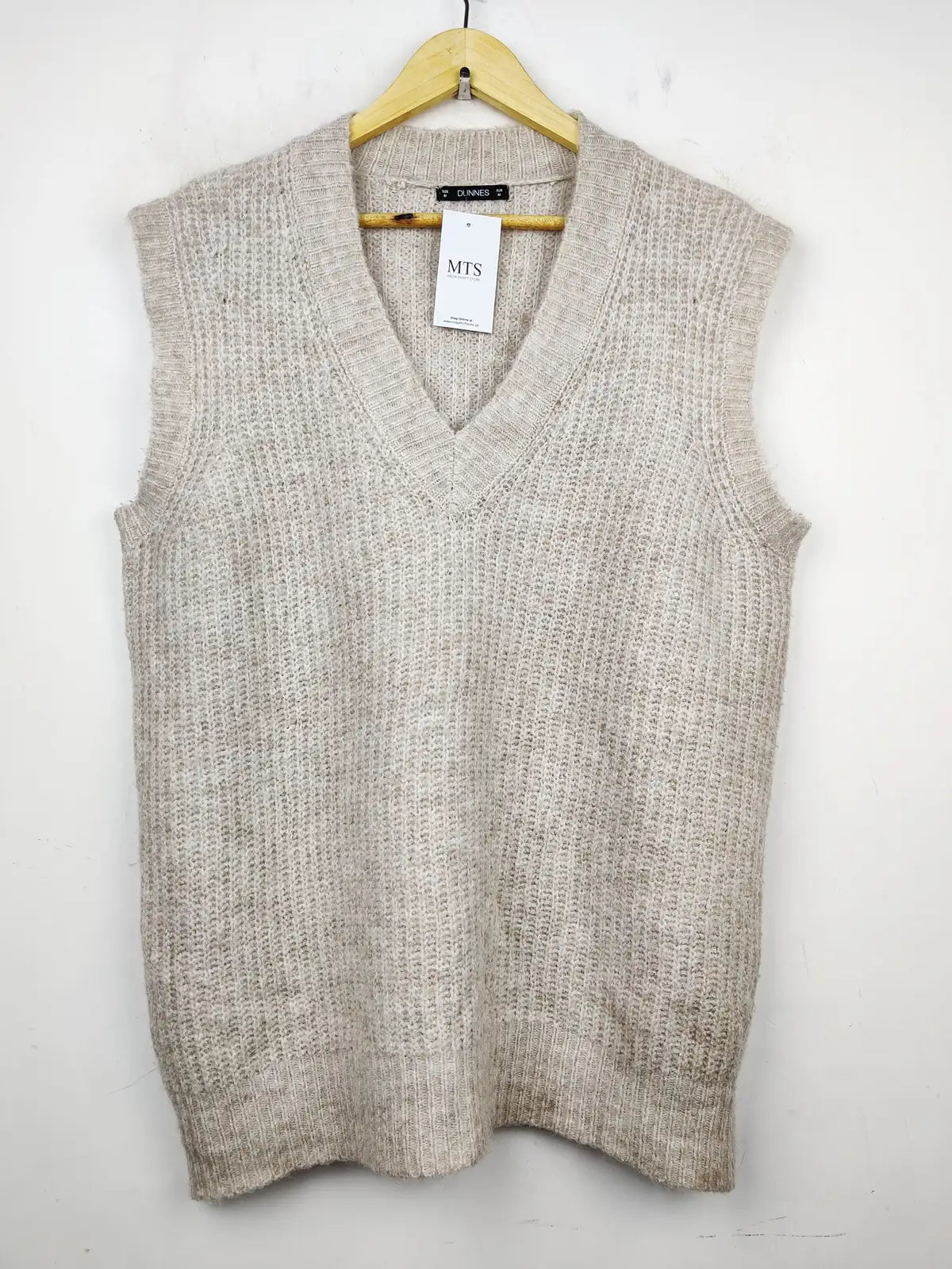 Buy online pre-used pre-loved 100% authentic & Original branded Dunnes Stores (SL-1839) available in Pakistan. Top international brands avilable.