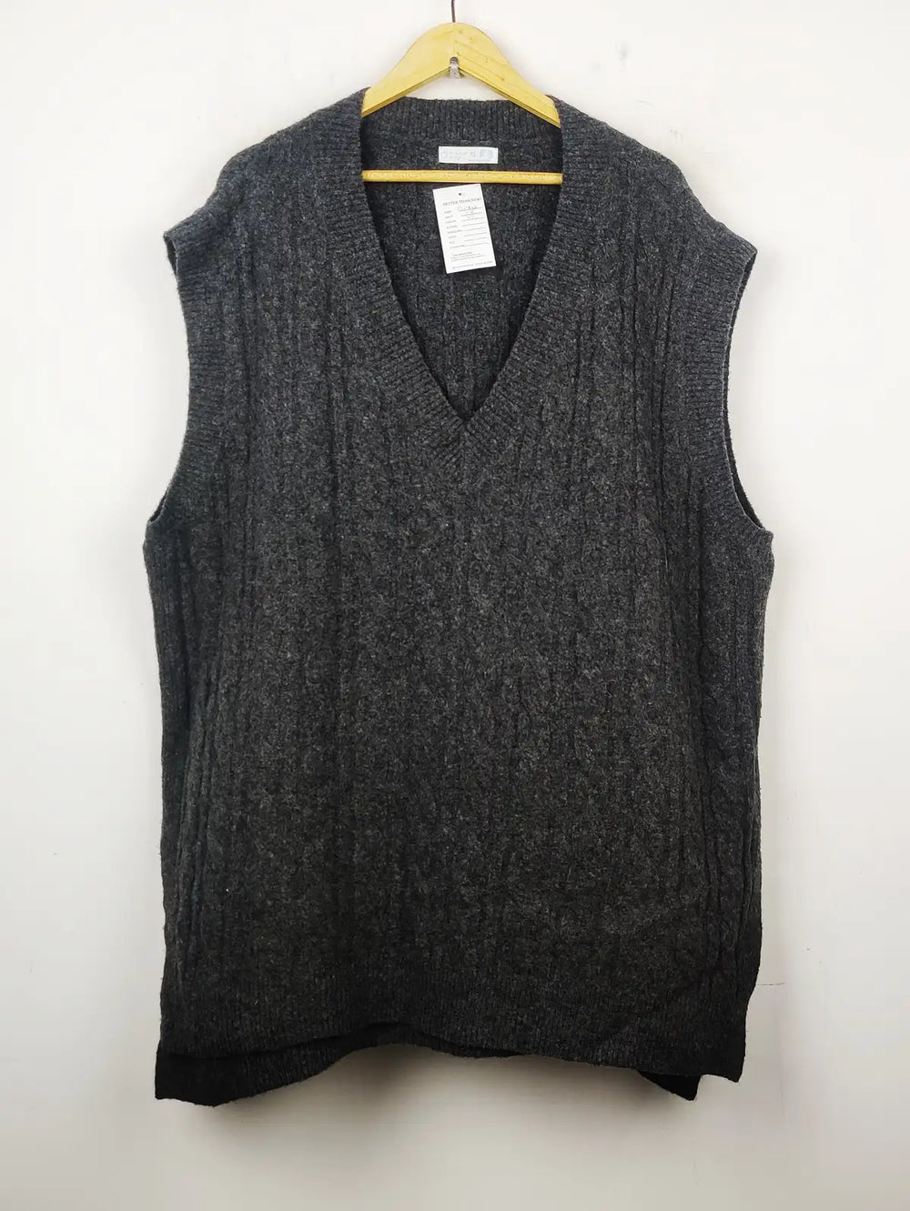 Buy online pre-used pre-loved 100% authentic & Original branded Primark (SL-1842) available in Pakistan. Top international brands avilable.