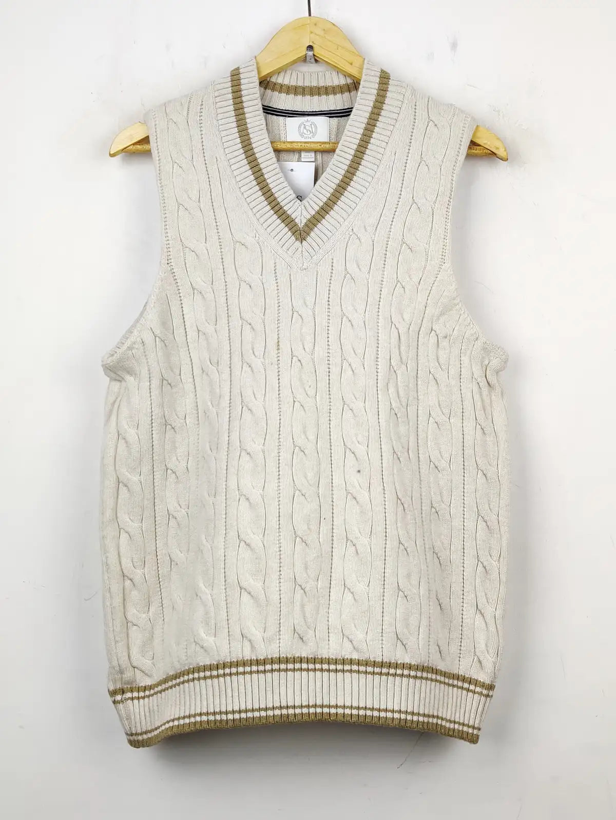 Buy online pre-used pre-loved 100% authentic & Original branded Marks & Spencer (SL-1848) available in Pakistan. Top international brands avilable.