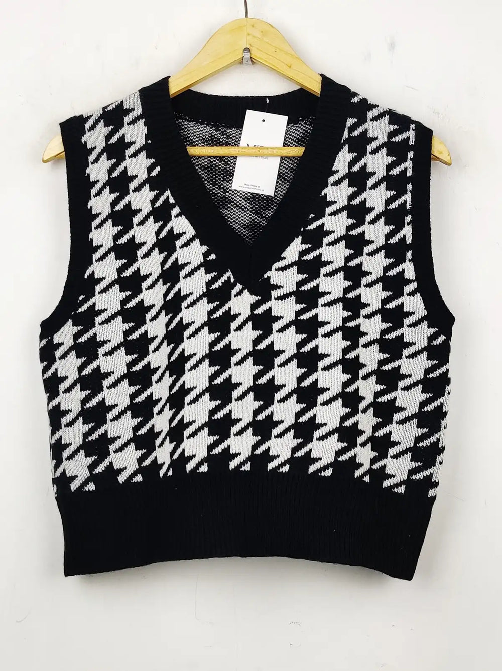 Buy online pre-used pre-loved 100% authentic & Original branded Shein (SL-1879) available in Pakistan. Top international brands avilable.