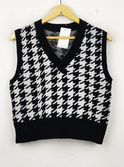 Buy online pre-used pre-loved 100% authentic & Original branded Shein (SL-1879) available in Pakistan. Top international brands avilable.