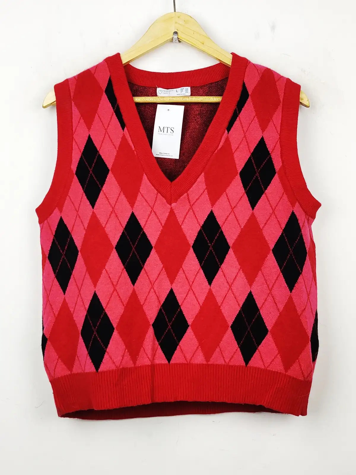 Buy online pre-used pre-loved 100% authentic & Original branded Primark (SL-1898) available in Pakistan. Top international brands avilable.