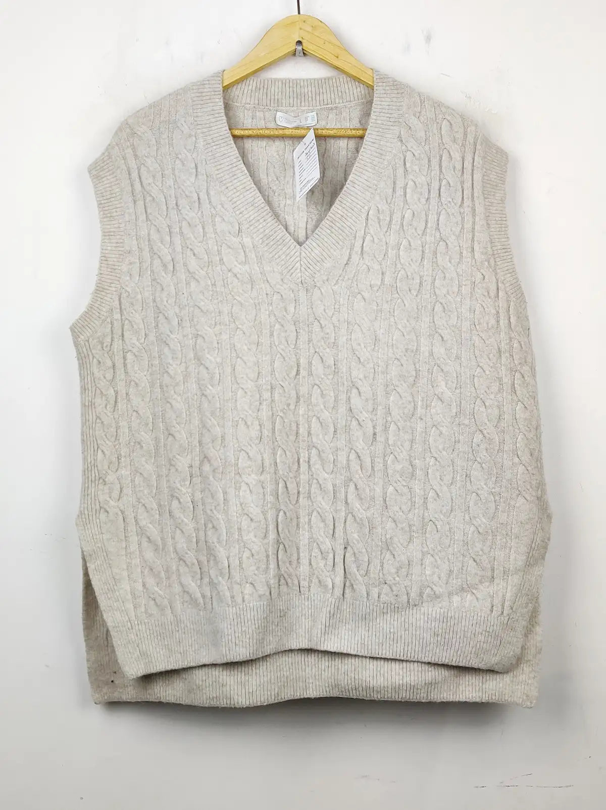 Buy online pre-used pre-loved 100% authentic & Original branded Primark (SL-1904) available in Pakistan. Top international brands avilable.
