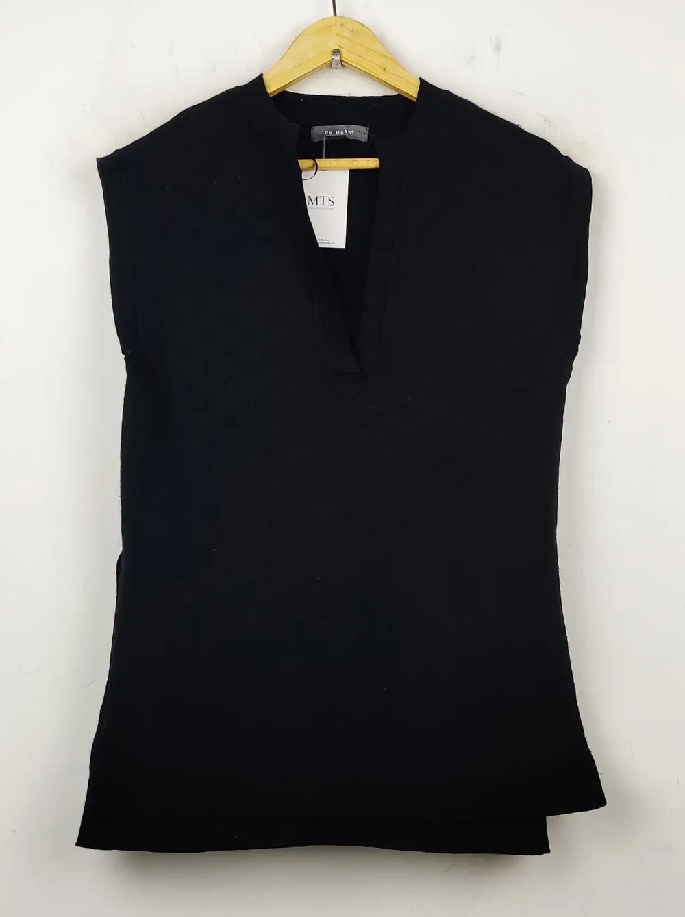 Buy online pre-used pre-loved 100% authentic & Original branded Primark (SL-1906) available in Pakistan. Top international brands avilable.
