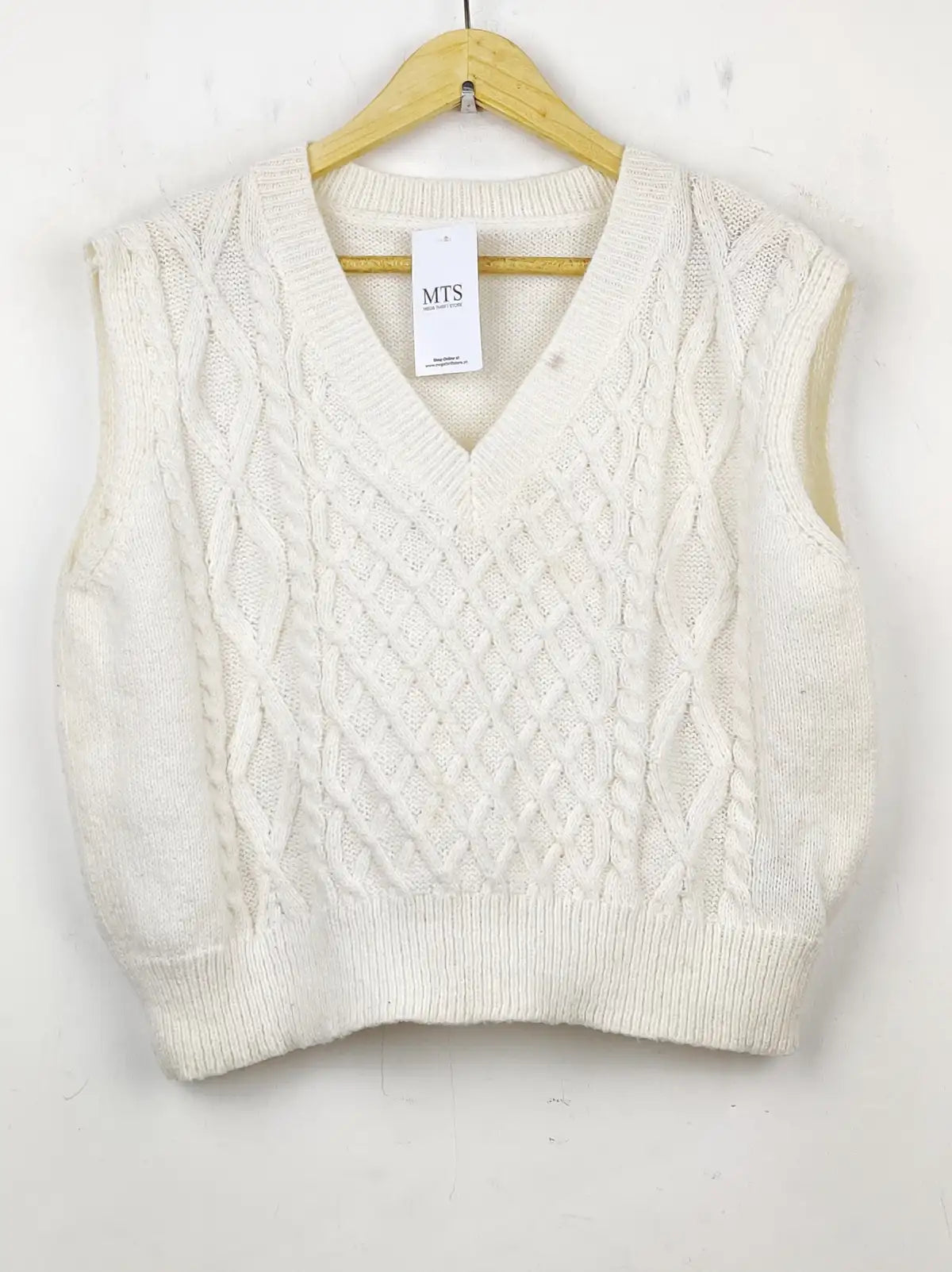 Buy online pre-used pre-loved 100% authentic & Original branded Shein (SL-1908) available in Pakistan. Top international brands avilable.