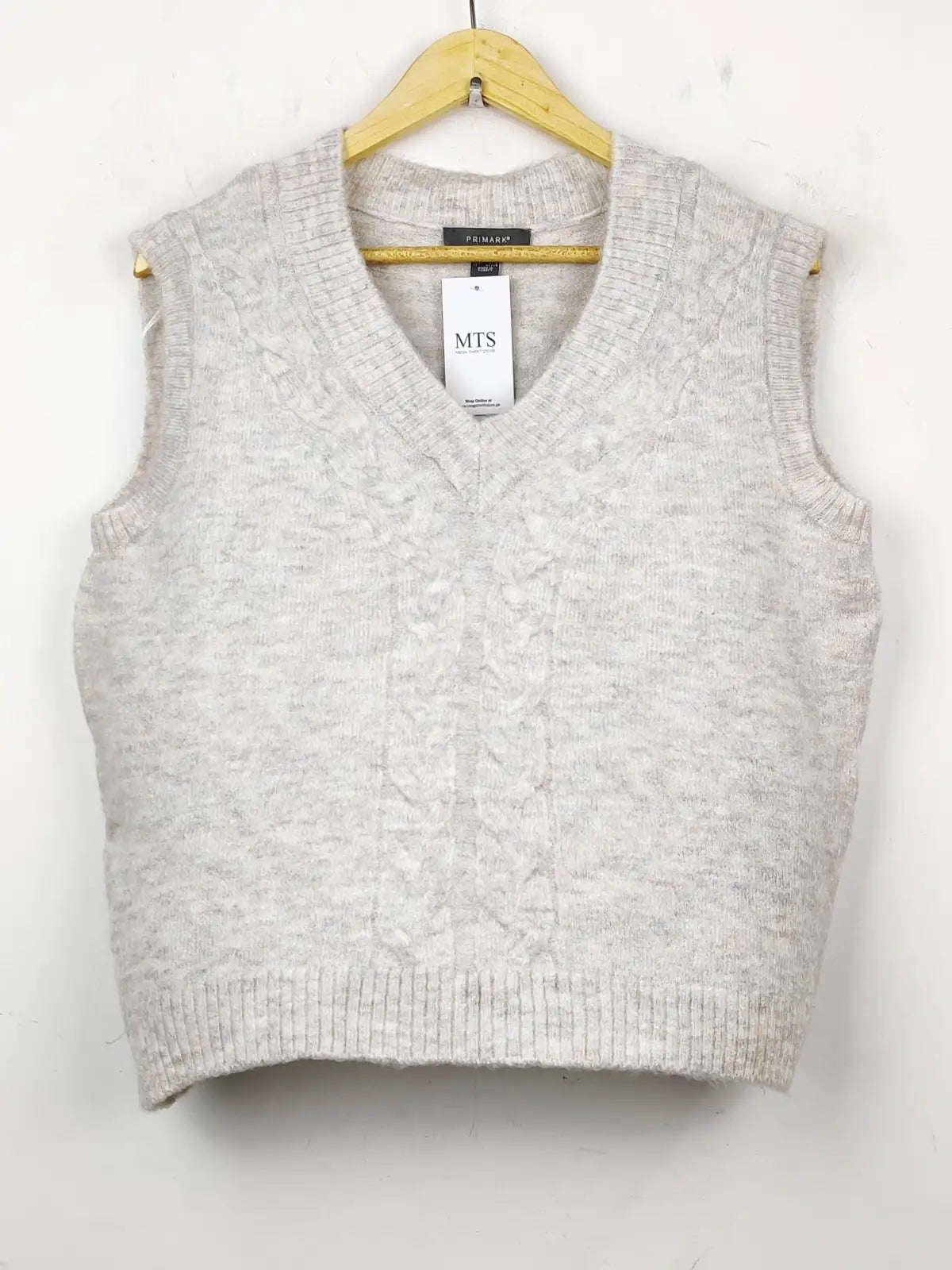 Buy online pre-used pre-loved 100% authentic & Original branded Primark (SL-1910) available in Pakistan. Top international brands avilable.