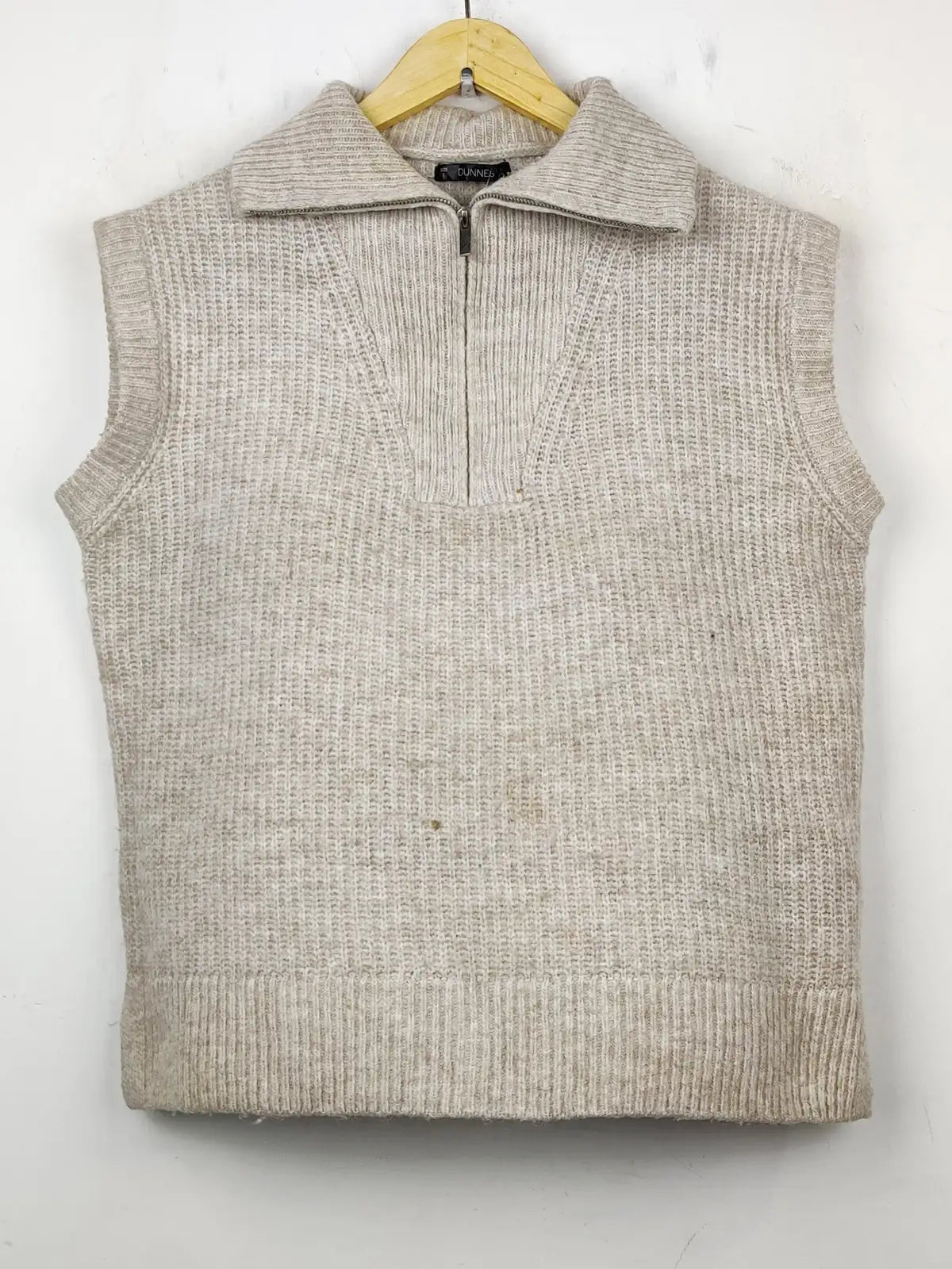 Buy online pre-used pre-loved 100% authentic & Original branded Dunnes Stores (SL-1917) available in Pakistan. Top international brands avilable.