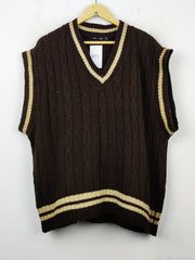 Buy online pre-used pre-loved 100% authentic & Original branded I Saw It First (SL-1943) available in Pakistan. Top international brands avilable.