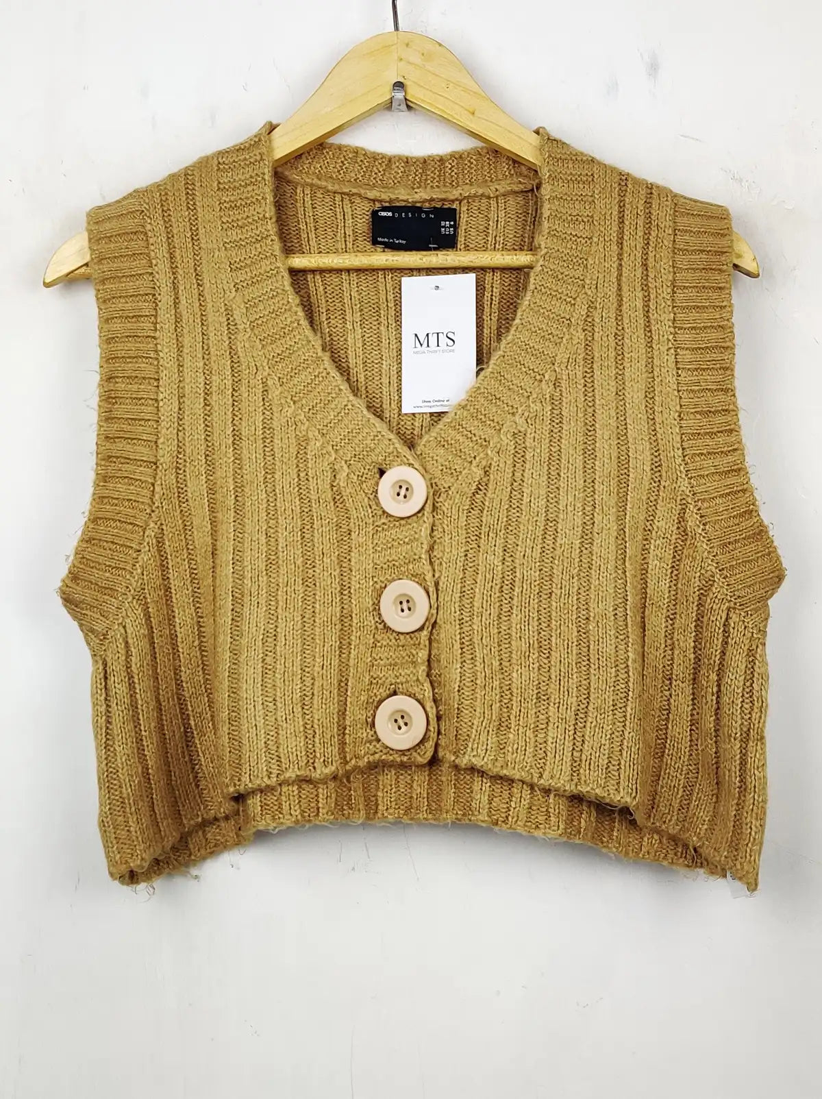 Buy online pre-used pre-loved 100% authentic & Original branded Asos (SL-1946) available in Pakistan. Top international brands avilable.