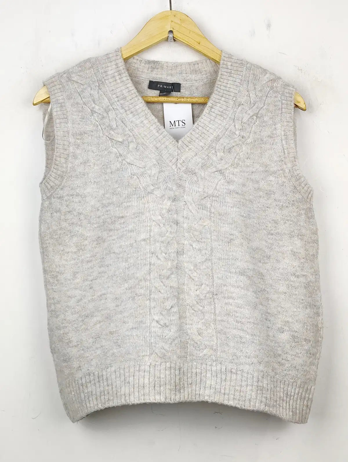 Buy online pre-used pre-loved 100% authentic & Original branded Primark (SL-1978) available in Pakistan. Top international brands avilable.