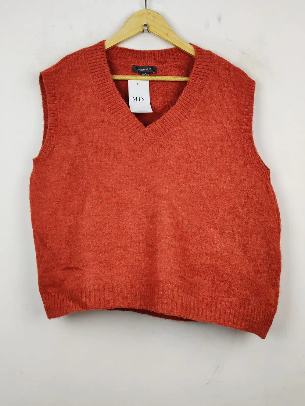 Buy online pre-used pre-loved 100% authentic & Original branded Primark (SL-2032) available in Pakistan. Top international brands avilable.