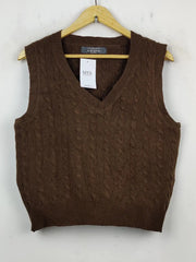 Buy online pre-used pre-loved 100% authentic & Original branded Primark (SL-2034) available in Pakistan. Top international brands avilable.