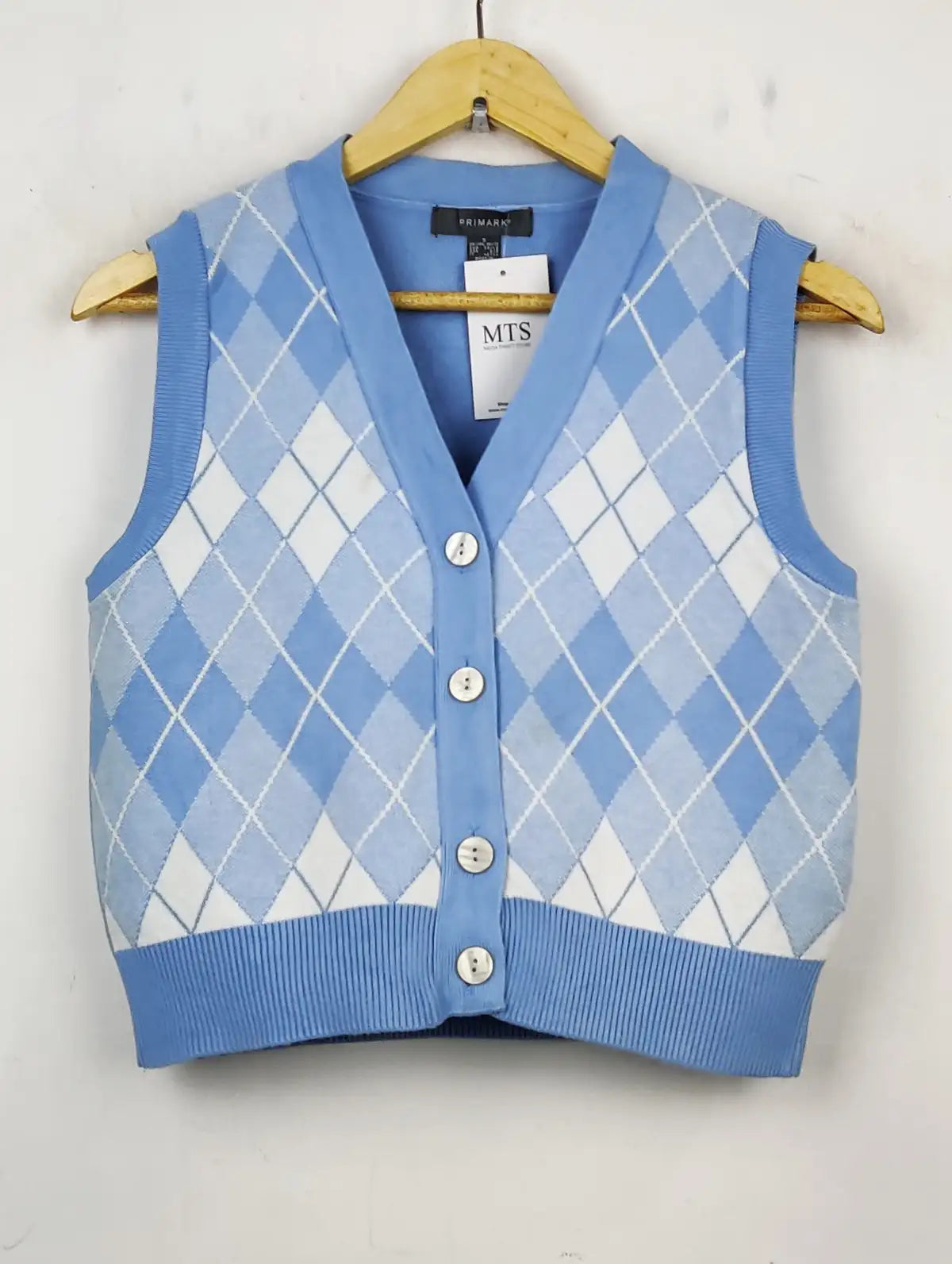 Buy online pre-used pre-loved 100% authentic & Original branded Primark (SL-2056) available in Pakistan. Top international brands avilable.
