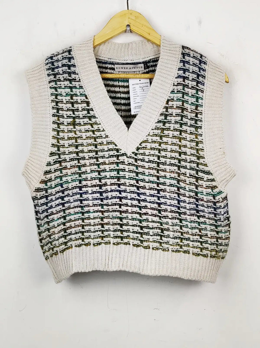 Buy online pre-used pre-loved 100% authentic & Original branded Rowen Avenue (SL-2066) available in Pakistan. Top international brands avilable.