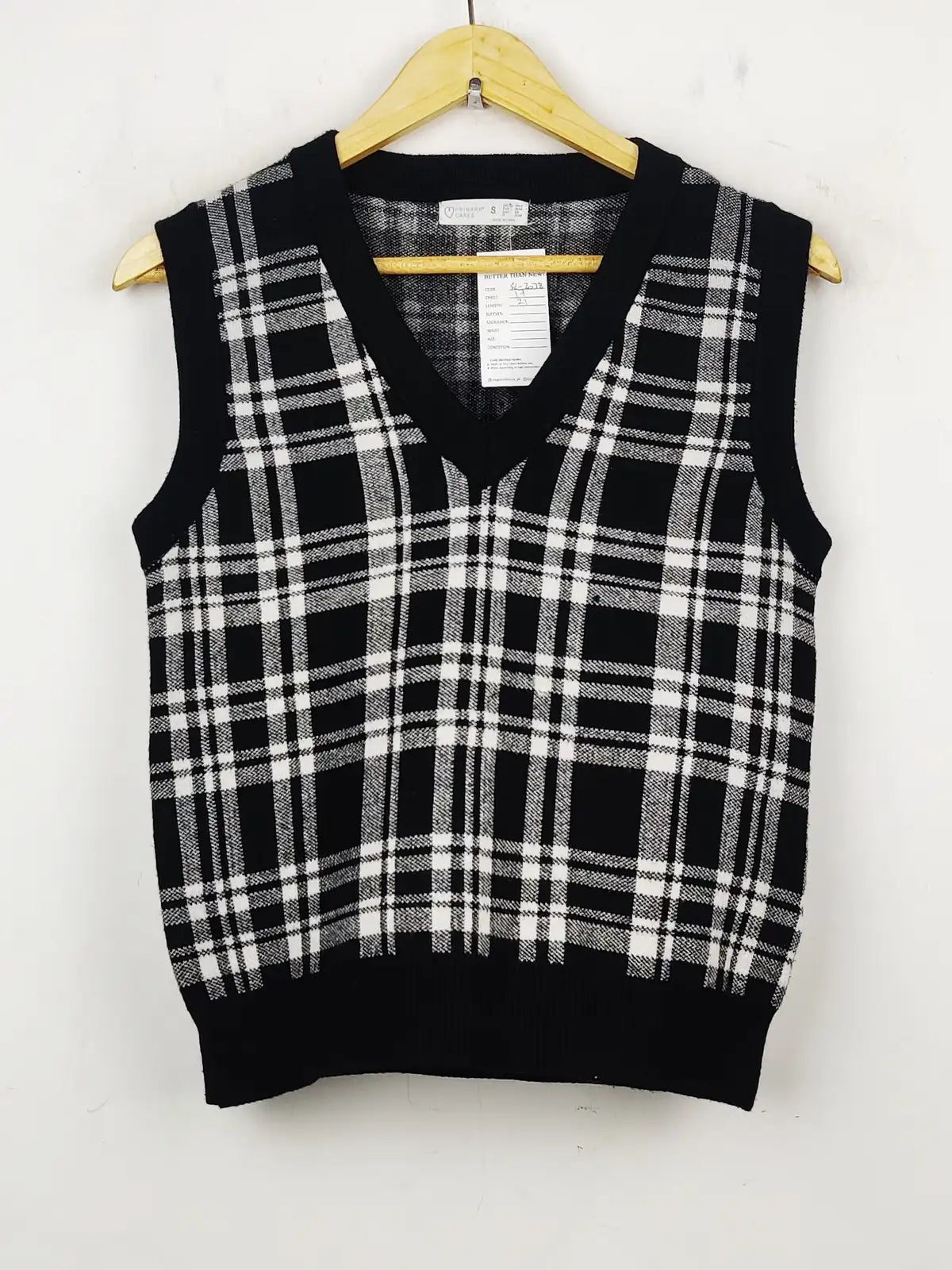 Buy online pre-used pre-loved 100% authentic & Original branded Primark (SL-2078) available in Pakistan. Top international brands avilable.