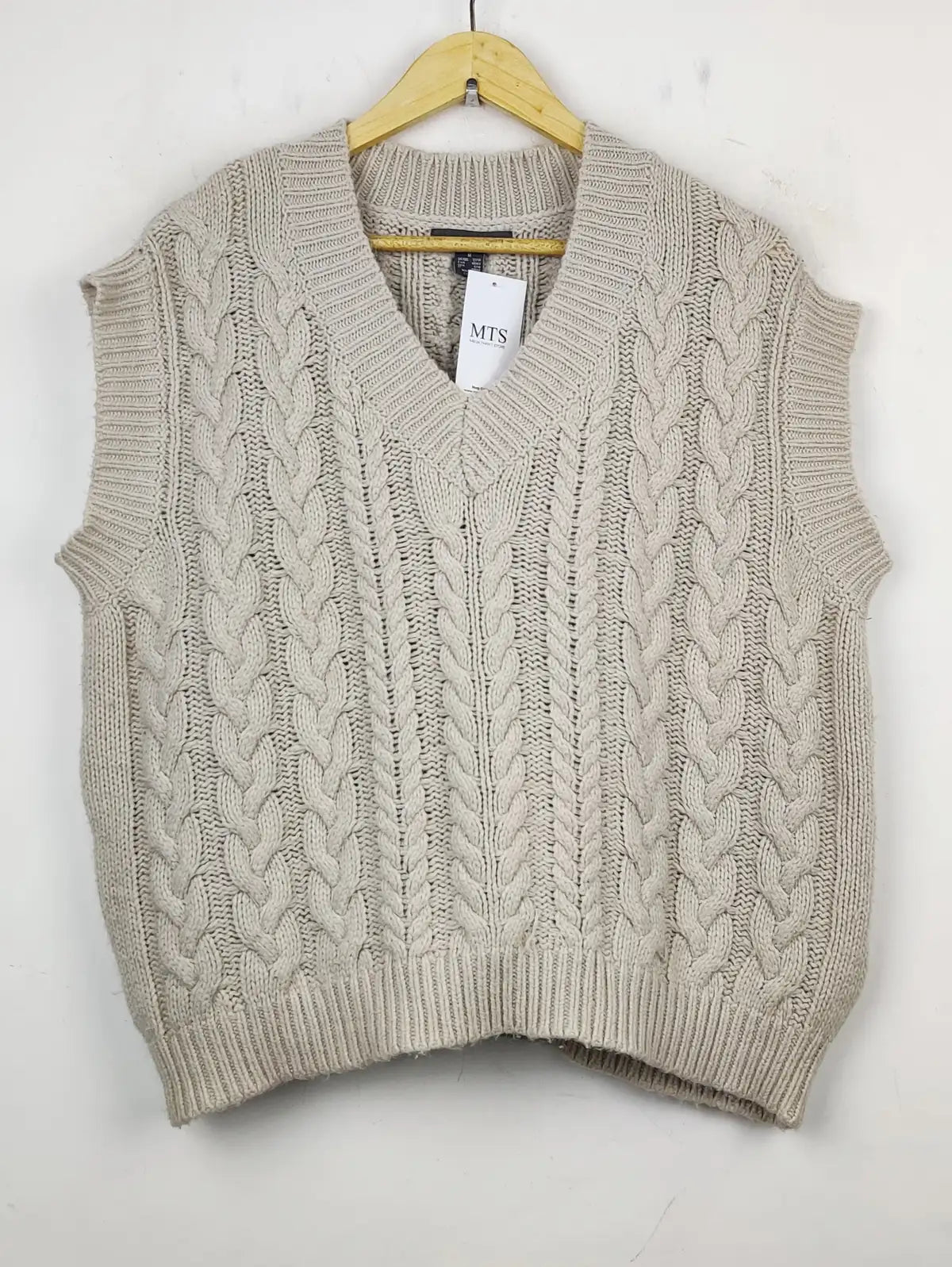 Buy online pre-used pre-loved 100% authentic & Original branded Primark (SL-2089) available in Pakistan. Top international brands avilable.