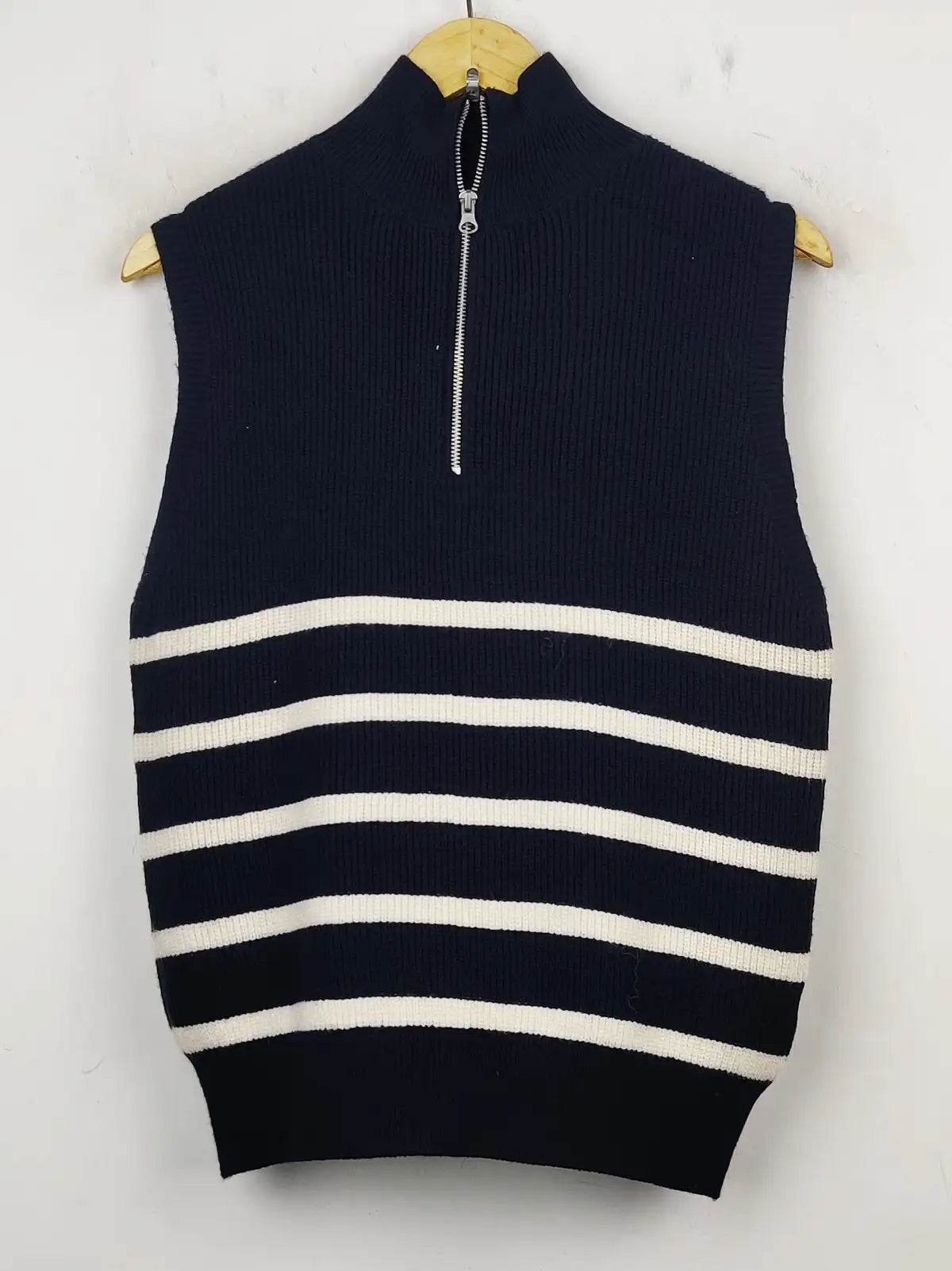 Buy online pre-used pre-loved 100% authentic & Original branded Primark (SL-2105) available in Pakistan. Top international brands avilable.