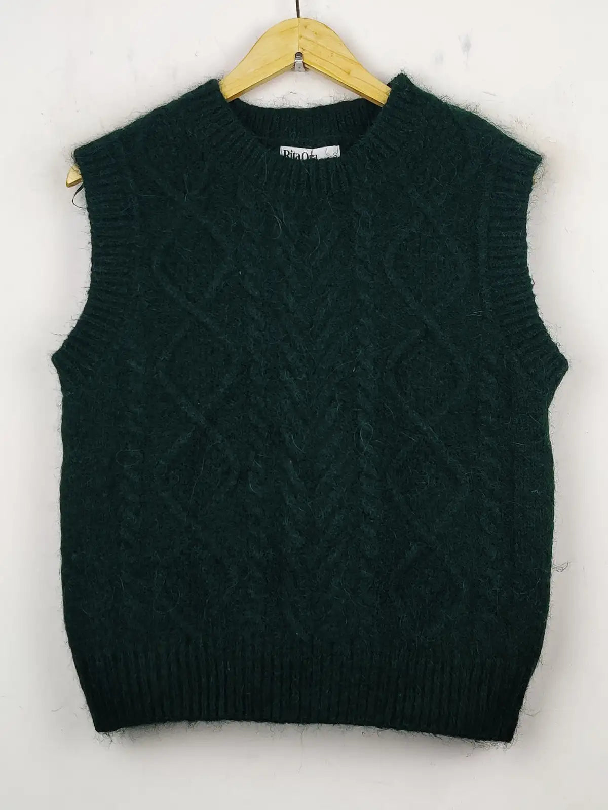 Buy online pre-used pre-loved 100% authentic & Original branded Primark (SL-2133) available in Pakistan. Top international brands avilable.
