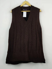 Buy online pre-used pre-loved 100% authentic & Original branded Marks & Spencer (SL-2135) available in Pakistan. Top international brands avilable.