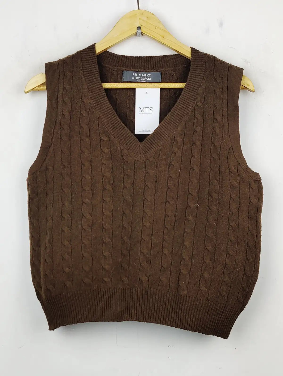 Buy online pre-used pre-loved 100% authentic & Original branded Primark (SL-2150) available in Pakistan. Top international brands avilable.