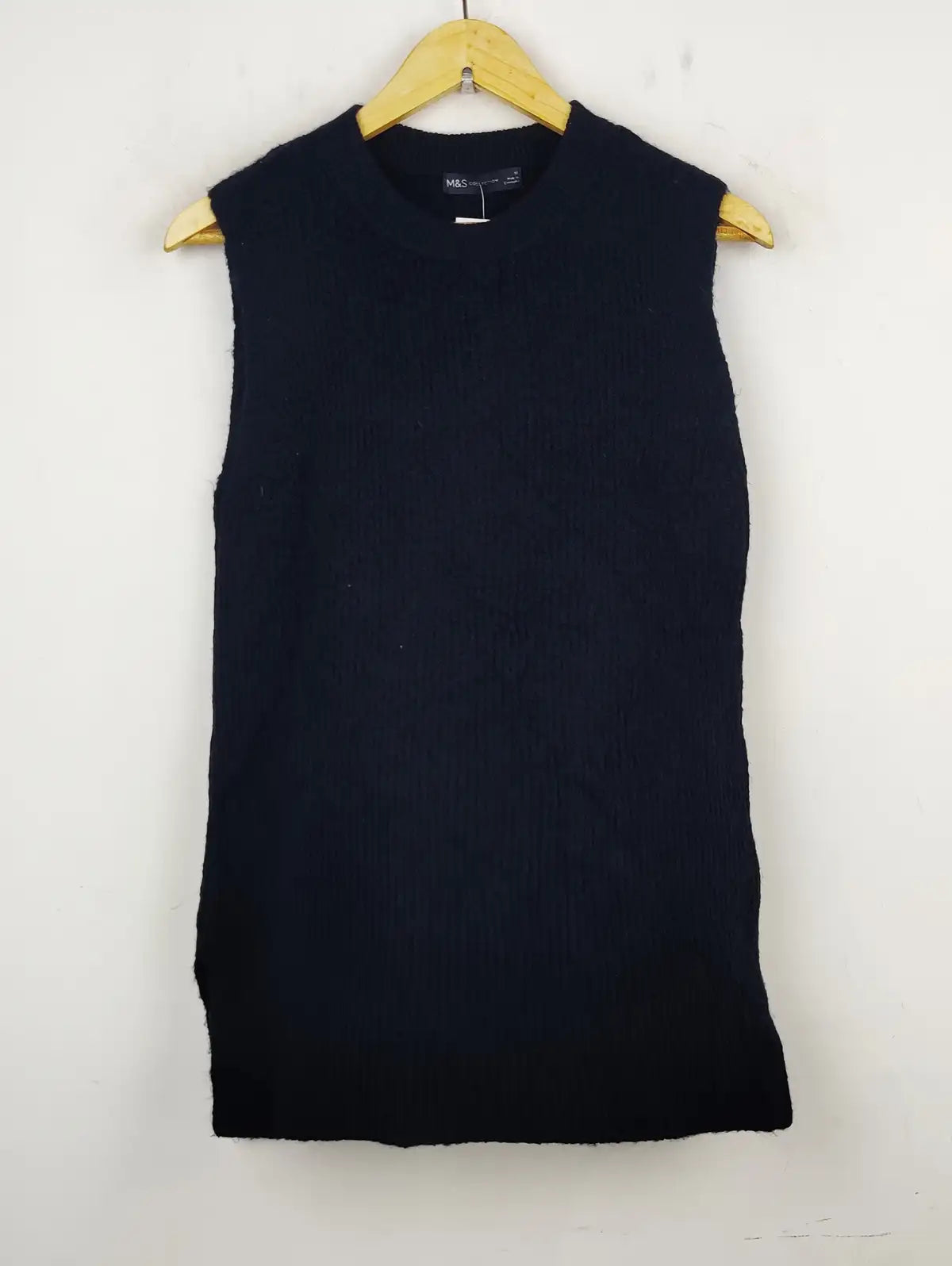 Buy online pre-used pre-loved 100% authentic & Original branded Marks & Spencer (SL-2178) available in Pakistan. Top international brands avilable.