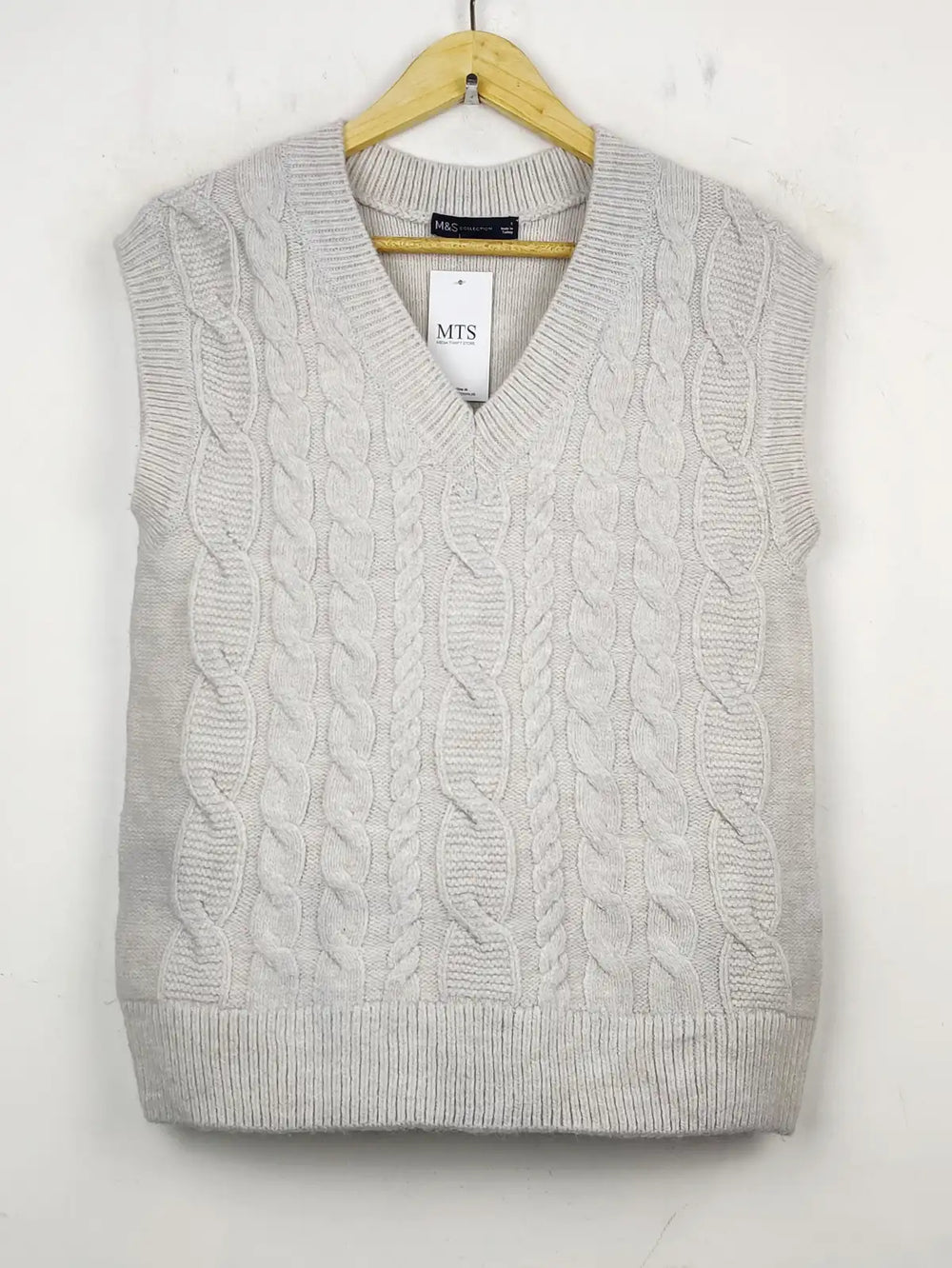 Buy online pre-used pre-loved 100% authentic & Original branded Marks & Spencer (SL-2219) available in Pakistan. Top international brands avilable.