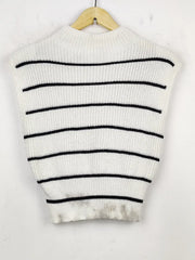 Buy online pre-used pre-loved 100% authentic & Original branded Unknown Brand (SL-2227) available in Pakistan. Top international brands avilable.